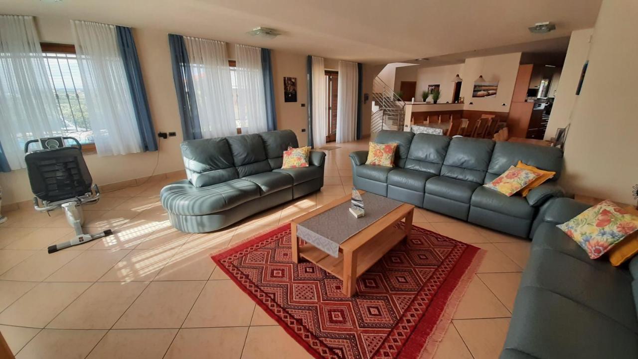 Relax Vila Kampel Koper Exteriér fotografie